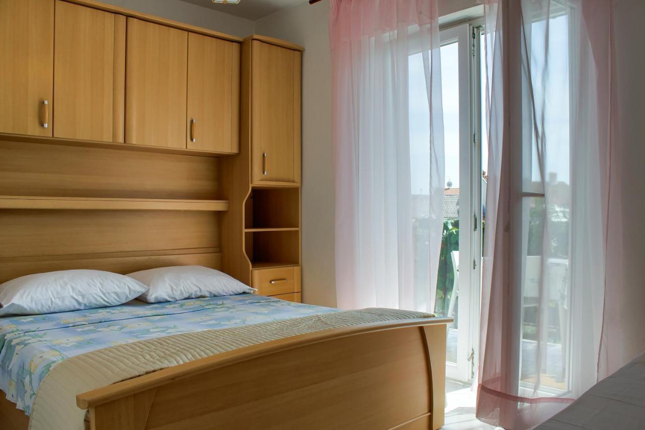 Apartments Sosic Rovinj Buitenkant foto